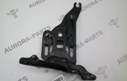 Петля капота правая для BMW X5 на фотографиях