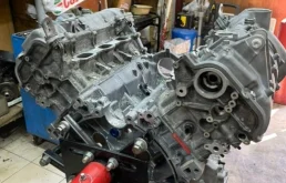 Двигатель без навесного для Porsche Macan 2023 года на фотографиях