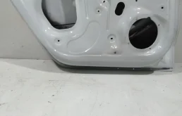 Кулак поворотный левый для Volkswagen Polo 2018 года на фотографиях