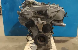 Двигатель без навесного для Nissan Teana 2004 года на фотографиях