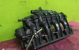 Впускной коллектор для Volkswagen Passat 2014 года на фотографиях