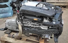 Двигатель для Mercedes-Benz C class 2018 года на фотографиях