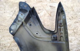 Крылья для Toyota Land Cruiser 2008 года на фотографиях