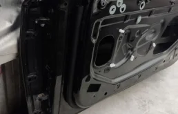 Двери для Mercedes-Benz S class 2020 года на фотографиях