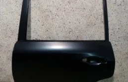 Дверь задняя левая для Toyota Land Cruiser 2008 года на фотографиях