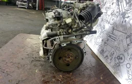 Двигатель для Mazda Familia 2003 года на фотографиях