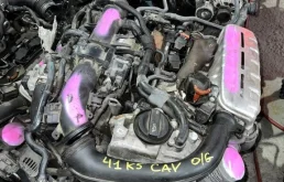 Двигатель без навесного для Volkswagen Tiguan 2014 года на фотографиях