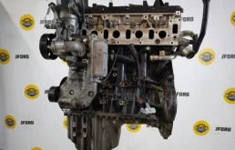 Двигатель без навесного для SsangYong Rexton 2016 года на фотографиях