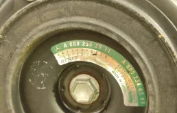 Двигатель без навесного для Mercedes-Benz C class 1998 года на фотографиях