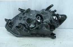 Фонарь правый для Nissan X-Trail 2021 года на фотографиях