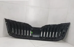 Решетка радиатора для Skoda Octavia 2014 года на фотографиях