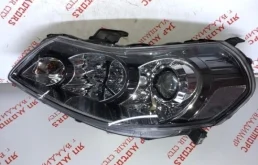 Фары для Suzuki SX4 2014 года на фотографиях
