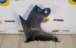 Крылья для Ford Kuga 2008 года на фотографиях