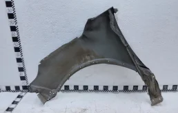 Крылья для Ford Explorer 2013 года на фотографиях