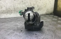 Блок дроссельной заслонки для Volkswagen Tiguan 2010 года на фотографиях