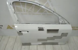 Дверь передняя правая для Skoda Octavia 2018 года на фотографиях