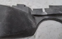 Кронштейн заднего бампера левый для Volkswagen Polo 2016 года на фотографиях