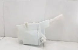 Бачок стеклоомывателя передний для Hyundai Tucson 2018 года на фотографиях