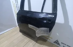 Дверь задняя левая для BMW X3 2017 года на фотографиях