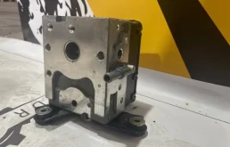 Блок ABS для Lexus RX 2015 года на фотографиях