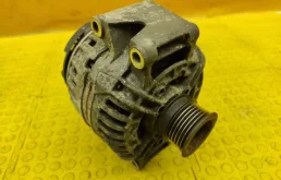 Генератор для Mercedes-Benz C class 2010 года на фотографиях