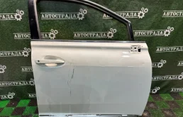 Дверь передняя правая для Lexus RX 2010 года на фотографиях