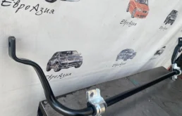 Стабилизатор поперечной устойчивости передний для Volvo XC90 2005 года на фотографиях