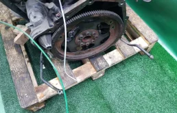 Двигатель для Mercedes-Benz C class 1996 года на фотографиях