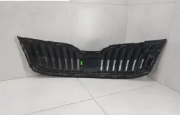 Решетка радиатора для Skoda Octavia 2014 года на фотографиях