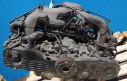 Двигатель без навесного для Subaru Legacy 2008 года на фотографиях