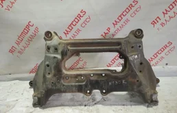 Усилитель переднего бампера для Nissan X-Trail 2005 года на фотографиях