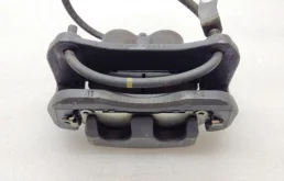 Суппорт передний левый для Lexus RX 2011 года на фотографиях