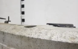 Усилитель переднего бампера для Toyota Land Cruiser 2012 года на фотографиях