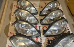 Фара правая для Nissan Teana 2006 года на фотографиях