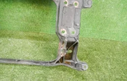 Панель радиатора (телевизор) для Porsche Panamera на фотографиях