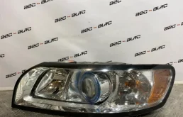 Фара ксенон левая для Volvo S40 2011 года на фотографиях