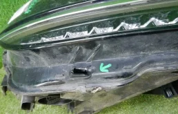 Фара правая для Volkswagen Tiguan 2016 года на фотографиях