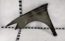 Крыло правое для Audi Q8 на фотографиях