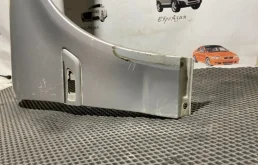 Крыло правое для Volvo S80 2005 года на фотографиях