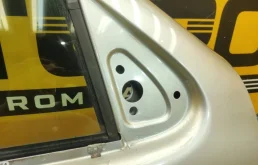 Дверь передняя правая для Mercedes-Benz M class 2001 года на фотографиях