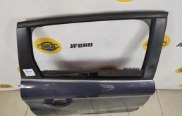 Дверь задняя правая для Ford Kuga 2012 года на фотографиях