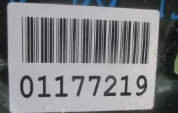 Стекло двери переднее левое для Volkswagen Passat 2011 года на фотографиях