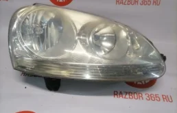 Фара правая для Volkswagen Jetta 2008 года на фотографиях