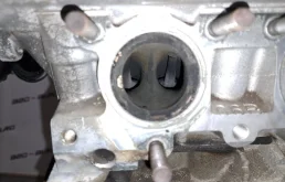 ГБЦ для Audi A4 2002 года на фотографиях