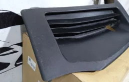 Усилитель переднего бампера для Lexus RX 2008 года на фотографиях