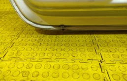 Крышка багажника для Mercedes-Benz M class 2001 года на фотографиях