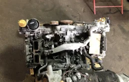 Двигатель без навесного для Subaru Legacy 2019 года на фотографиях