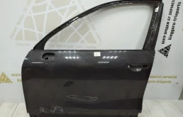 Дверь передняя левая для Volkswagen Touareg 2017 года на фотографиях