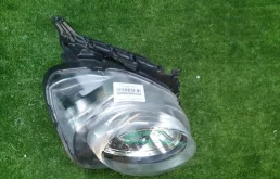 Фара правая для Nissan Juke 2019 года на фотографиях