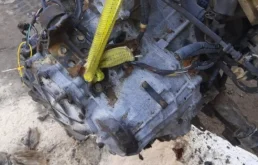 Привод передний левый для Toyota RAV4 2010 года на фотографиях